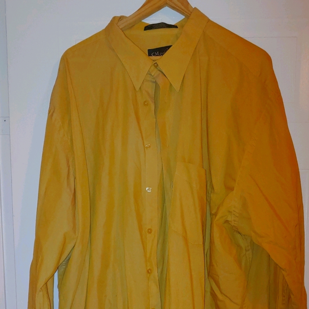 Big & tall men's dress shirt